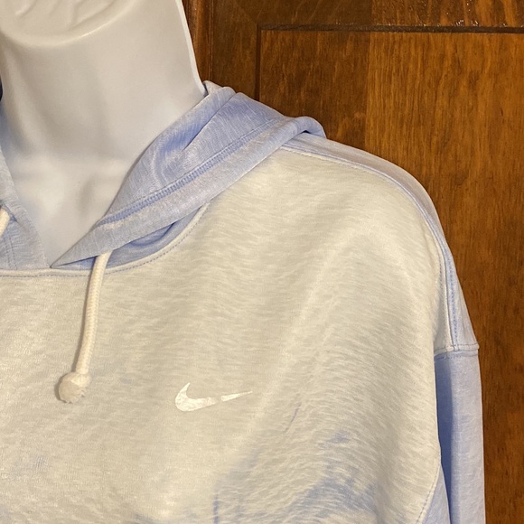 Nike Dri Fit Women’s Pullover Hooded Clash Sweatshirt - Oversize Size Small - Picture 2 of 8